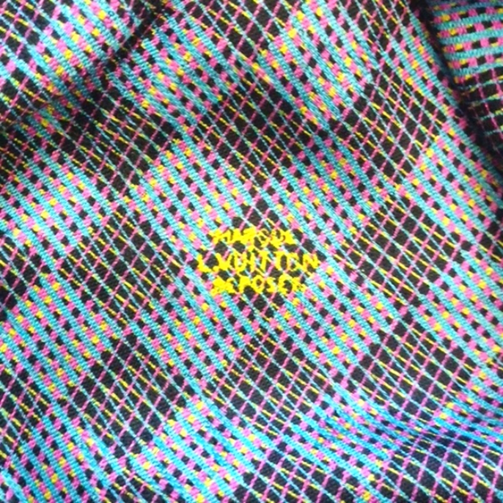 Authentic Louis Vuitton Pop Shawl - Picture 6 of 8